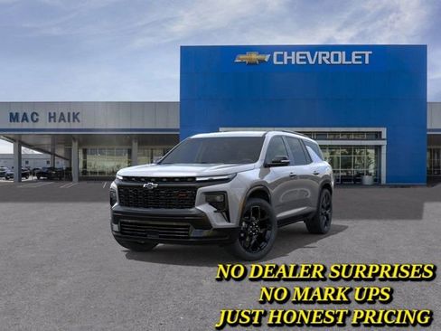 New 2026 Chevrolet Traverse RS w/ LPO, Floor Liner Package image 8