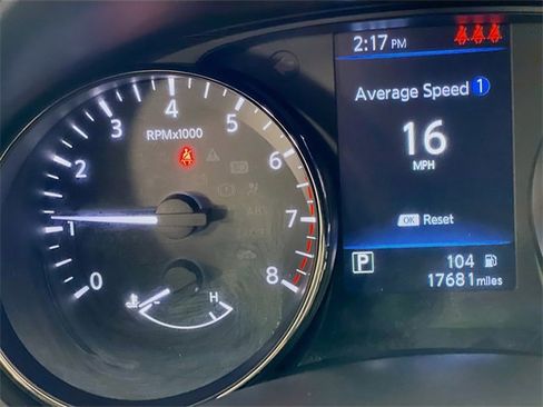 Used 2022 Nissan Rogue Sport SV w/ Technology Package image 13