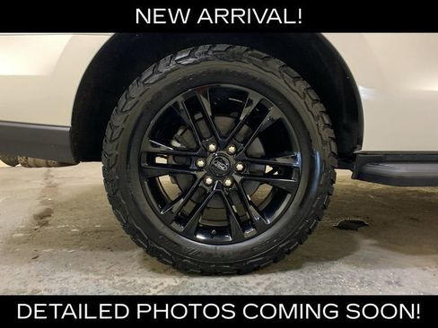Certified 2024 Ford Expedition XLT AWD/4WD image 16
