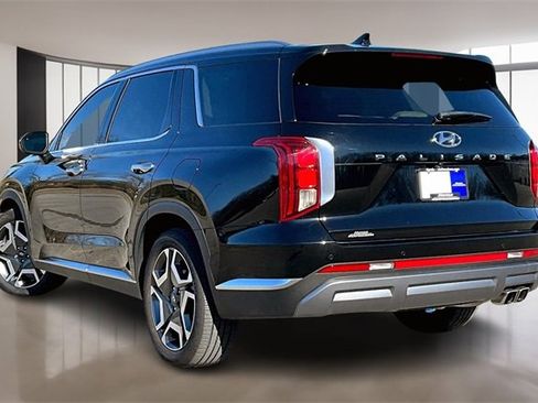 Used 2025 Hyundai Palisade Limited image 4