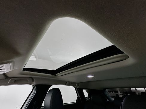 Used 2025 MAZDA CX-30 AWD 2.5 S w/ Preferred Package image 25