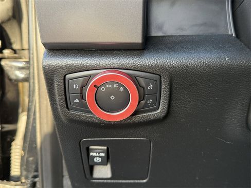 Used 2016 Ford F150 XLT w/ Trailer Tow Package image 18