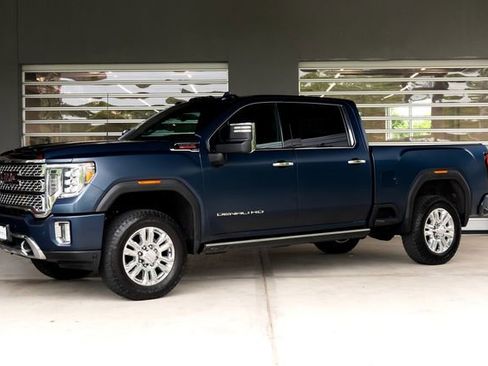 Used 2023 GMC Sierra 2500 Denali w/ Denali Ultimate Package AWD/4WD image 1