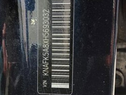 Used 2017 Kia Forte LX image 19