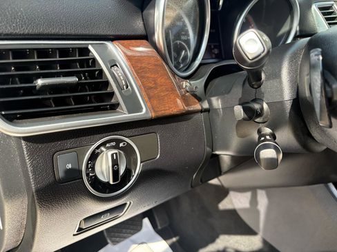 Used 2012 Mercedes-Benz ML 350 4MATIC image 28