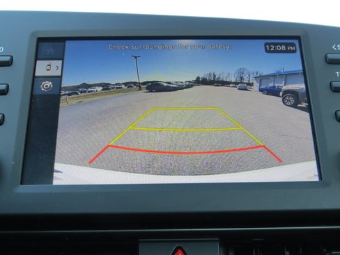 Used 2025 Hyundai Elantra Sport image 25