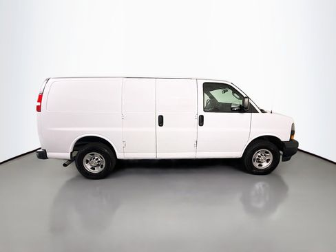 Used 2021 Chevrolet Express 2500 RWD image 11