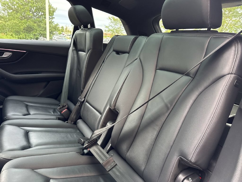Used 2025 Audi Q7 3.0T Premium Plus AWD/4WD image 19