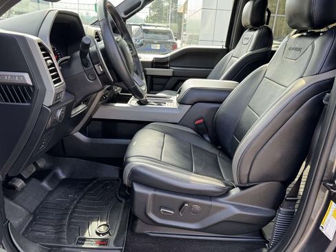 Used 2017 Ford F150 Raptor w/ Equipment Group 802A Luxury image 20