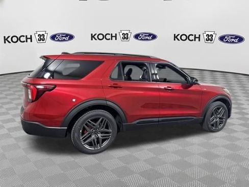 New 2026 Ford Explorer ST-Line w/ ST-Line Street Pack AWD/4WD image 9