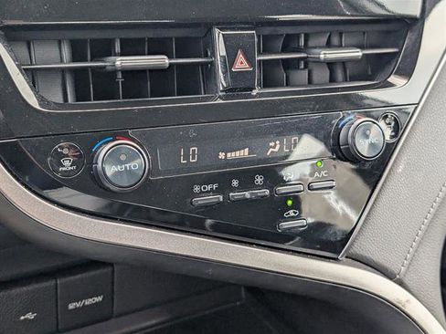 Used 2023 Toyota Camry LE image 21