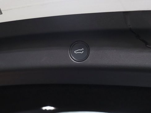 Used 2023 Tesla Model Y Long Range image 50