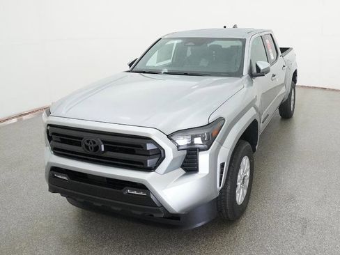New 2026 Toyota Tacoma SR5 image 3