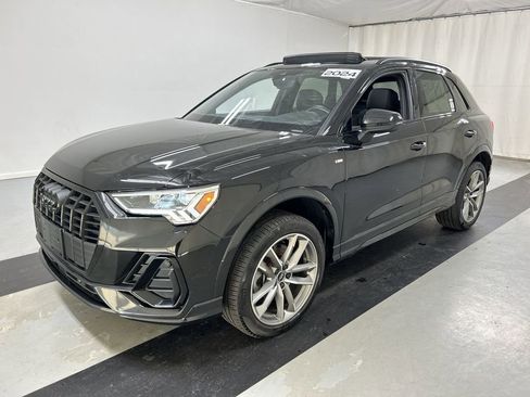 Used 2024 Audi Q3 2.0T Premium Plus w/ Premium Plus Package image 5