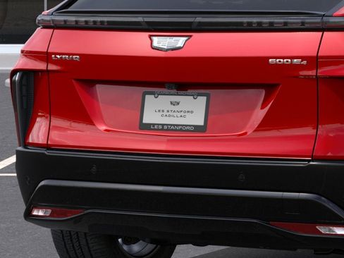 New 2026 Cadillac Lyriq Sport AWD/4WD image 14
