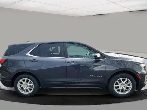 Used 2023 Chevrolet Equinox LT image 6