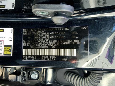 Used 2024 Toyota Corolla Cross L FWD image 33