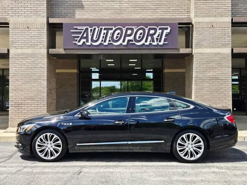 Used 2017 Buick LaCrosse Premium w/ Driver Confidence Package #2 FWD image 5