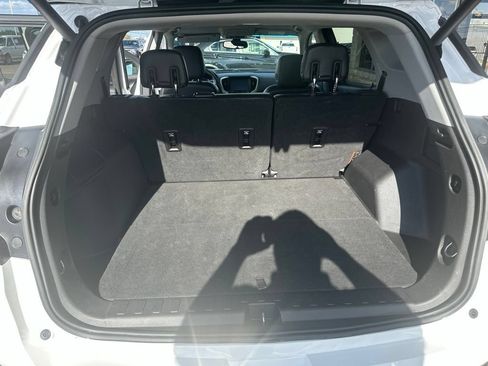 Used 2019 GMC Terrain SLT w/ Preferred Package FWD image 9