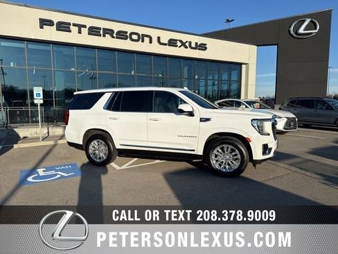 Used 2024 GMC Yukon SLT image 1