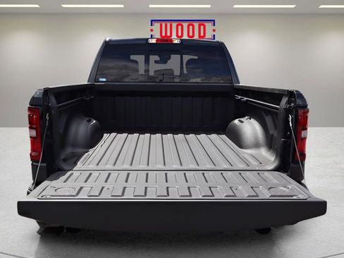 New 2026 RAM 1500 4x4 Crew Cab image 10