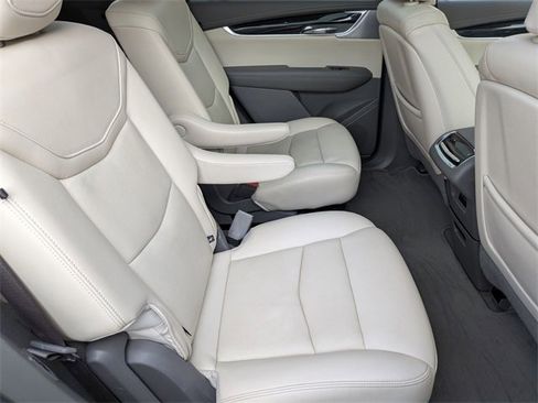 Certified 2023 Cadillac XT6 Premium Luxury image 25