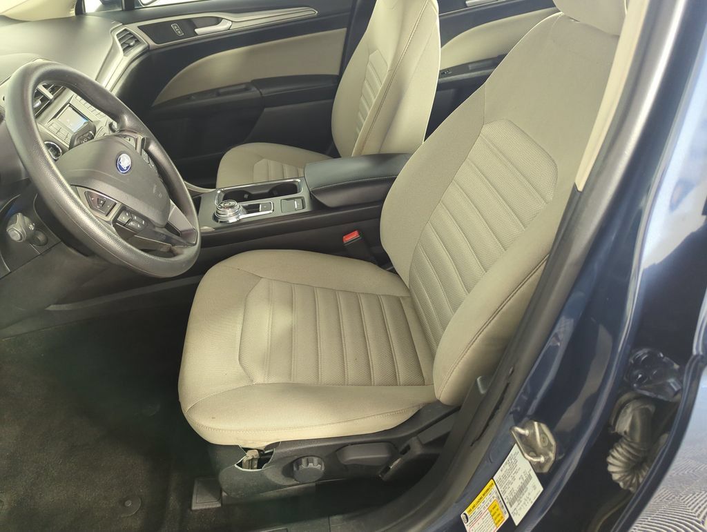 Used 2019 Ford Fusion S FWD image 11