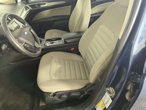 Used 2019 Ford Fusion S FWD image 11