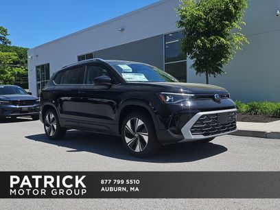 New 2026 Volkswagen Taos SE
