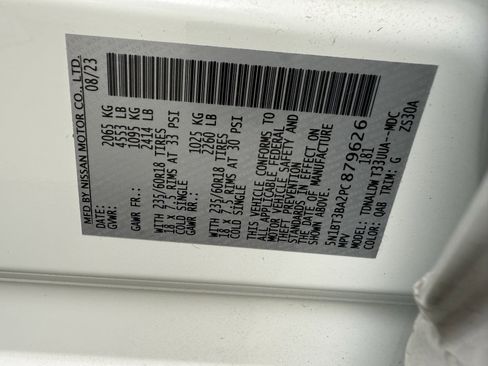 Used 2023 Nissan Rogue SV image 14