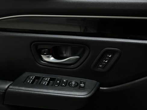 Used 2025 Honda Pilot Touring image 20