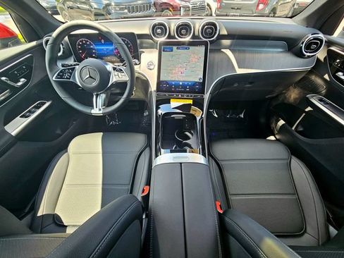 New 2026 Mercedes-Benz GLC 300 4MATIC image 24