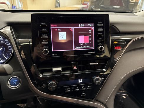 Used 2023 Toyota Camry SE w/ Convenience Package image 35