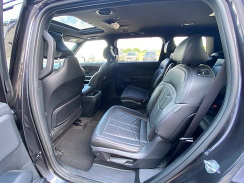 Used 2021 Honda Odyssey EX-L image 25