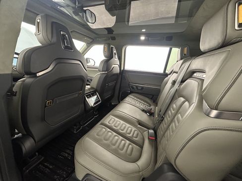 Used 2023 Rivian R1S Adventure image 33