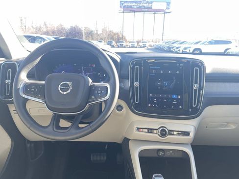 Certified 2023 Volvo XC40 B5 Plus w/ Driver Assist Package image 14