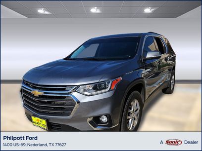 Used 2021 Chevrolet Traverse LT