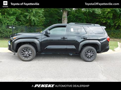 Used 2026 Toyota 4Runner SR5 AWD/4WD image 2
