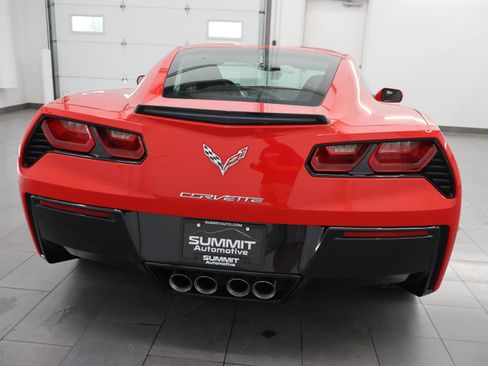 Used 2017 Chevrolet Corvette Stingray Coupe w/ 1LT RWD image 24