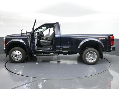 Used 2025 Ford F450 XLT w/ 360-Degree Camera Package image 27