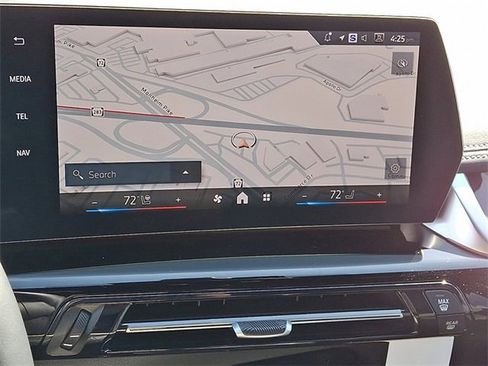 Certified 2025 BMW X1 xDrive28i w/ Convenience Package image 11