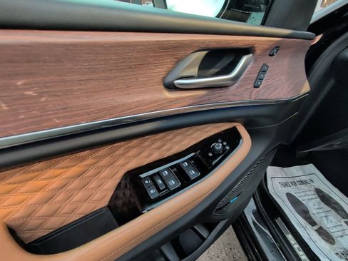 Certified 2022 Jeep Grand Cherokee Summit w/ Adv Protech Group IV image 13