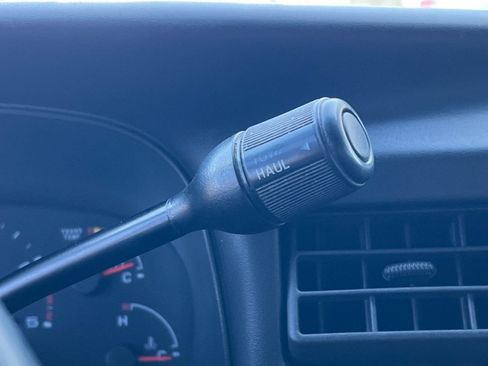 Used 2005 Ford Excursion Limited image 22