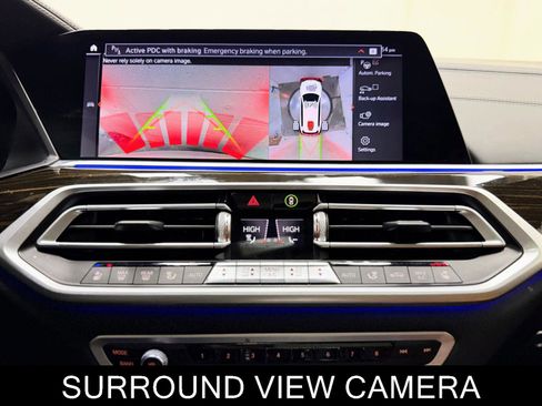 Used 2021 BMW X7 M50i w/ Dynamic Handling Package image 30