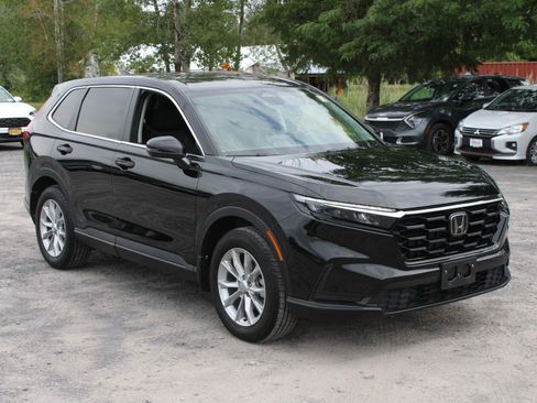 Used 2025 Honda CR-V EX image 3