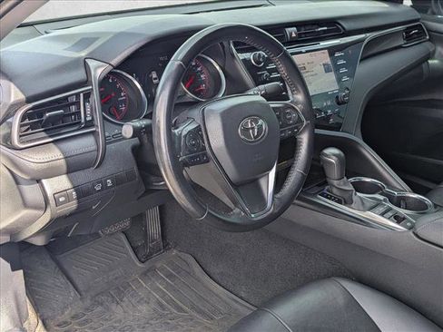 Used 2020 Toyota Camry XSE w/ Blackout Package FWD image 10