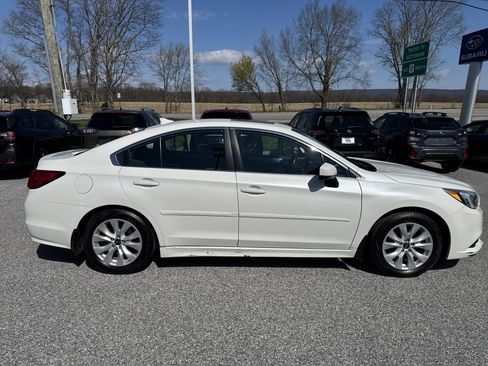 Used 2016 Subaru Legacy 2.5i Premium w/ Moonroof Package image 31