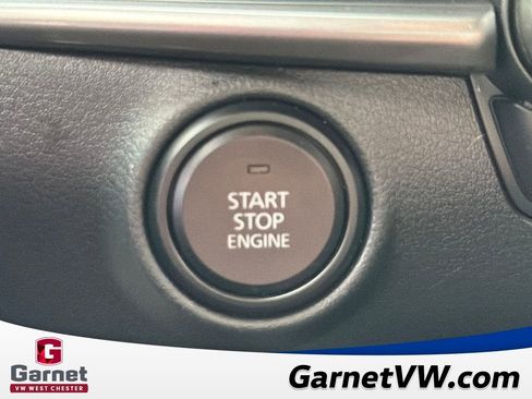 Used 2022 MAZDA MAZDA3 s image 28