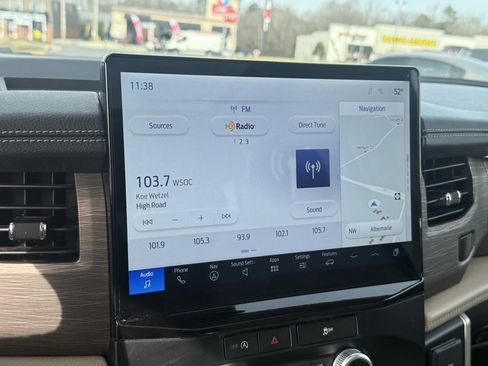 Used 2024 Ford Expedition Max Limited image 23