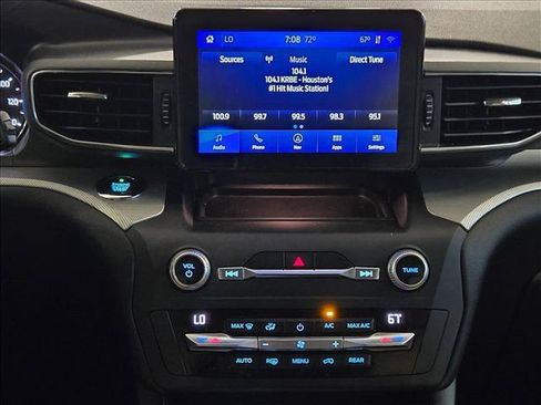 Used 2020 Ford Explorer XLT w/ Equipment Group 202A RWD image 16